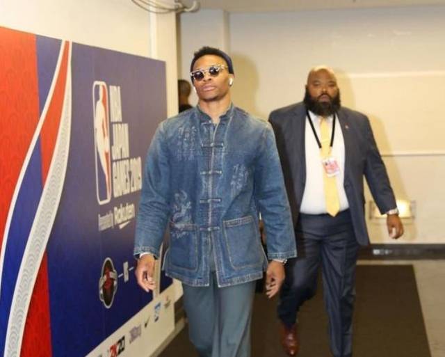 首位亮相的 首位亮相的